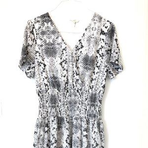 Ladies Short Sleeve Snake Print Dress Size L